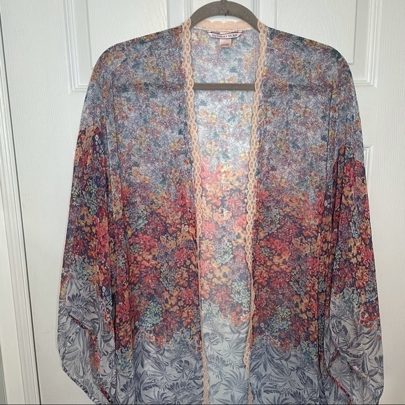 VICTORIA’S Secret Floral Blue & Pink Long open Robe Kimono M/L - Picture 2 of 7